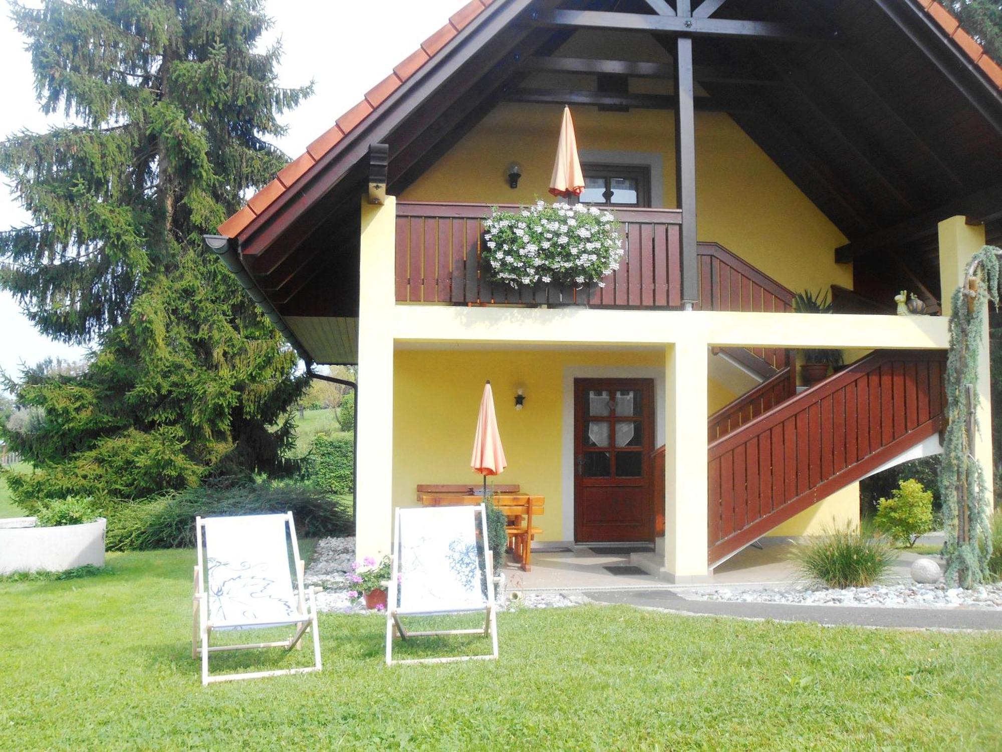 Ferienwohnungen Karin Am Seggauberg Leibnitz Rum bild