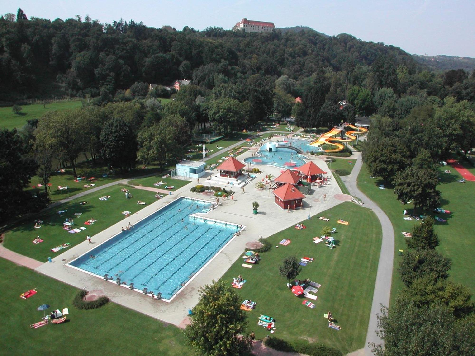 Ferienwohnungen Karin Am Seggauberg Leibnitz Exteriör bild